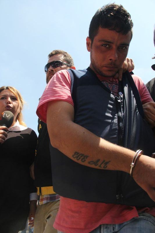 25 kuruş için arkadaşını öldürdü cesedini yaktı