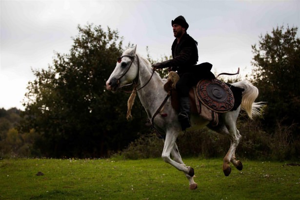 Diriliş'in Alp'inden Mahmud Efendi'yi ziyaret