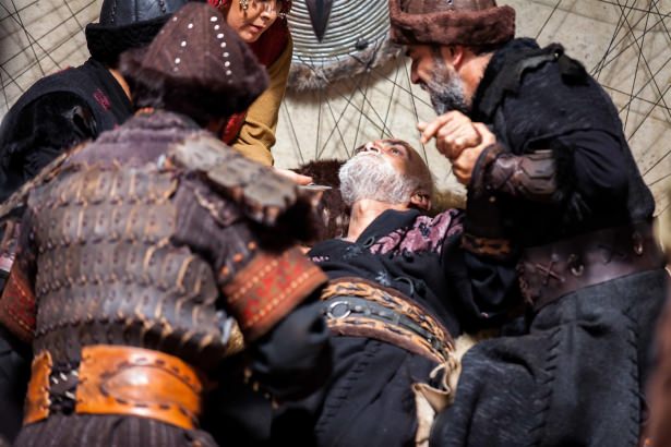 Diriliş'in Alp'inden Mahmud Efendi'yi ziyaret