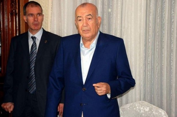 Halis Toprak Kimdir?