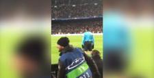 Barcelona maçında bir Türk: Hüseyin abiii…