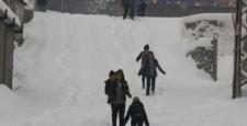 Hakkari’de okullara kar tatili