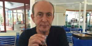 Tam 25 yıldır su içmiyor