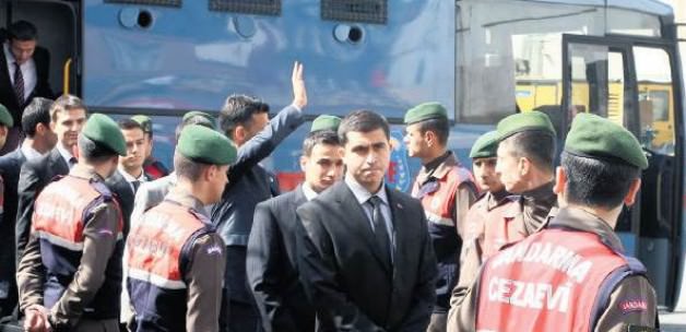 Genelkurmay o teğmenler için harekete geçti