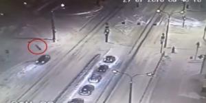 Hızla gelen otomobilden kaçamadı