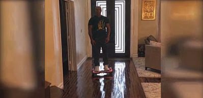 Mike Tyson’ın kaykayla imtihanı