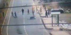 Urfa’da yaşlı dededen eylemciye meydan dayağı