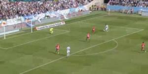 Türk futbolcudan müthiş gol!
