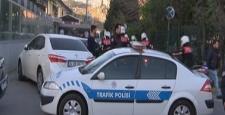 Yüzü kapalı 3 genç polisi alarma geçirdi
