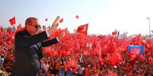 Avrupa medyasında “Demokrasi ve Şehitler Mitingi”