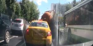 Kanalizasyon kamyonu böyle patladı
