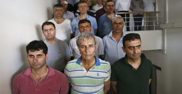 YAKALANAN 125 GENERAL VE AMİRAL