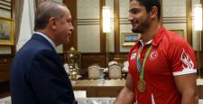 Erdoğan, Rio 2016 Olimpiyat Oyunlarında madalya kazanan Türk sporcuları kabul etti