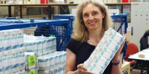 İngiltere’den yırtılmayan ve ıslanmayan plastik para!