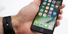 iPhone 7’de problemler bitmiyor!
