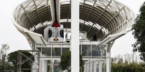Çin’de ilk hava treni hizmete girdi
